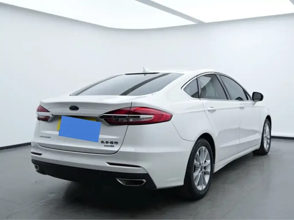 Ford Mondeo — фото 4