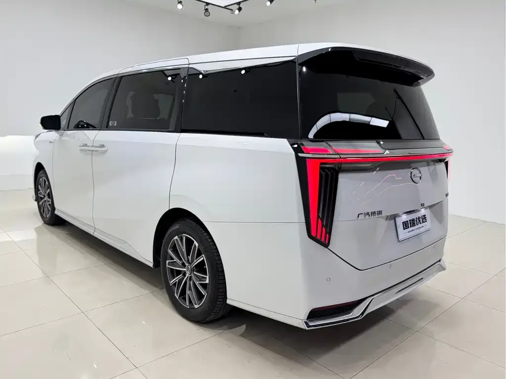 GAC Motor Trumpchi M8 — фото 8