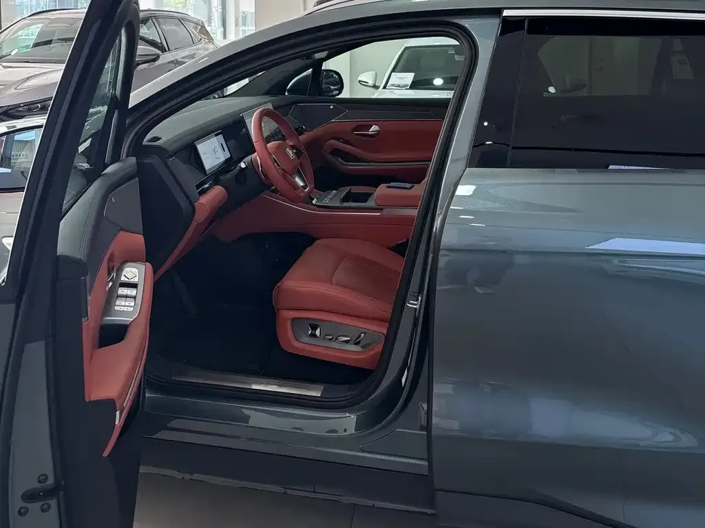 BYD Tang L 2025 из CN, фото 10