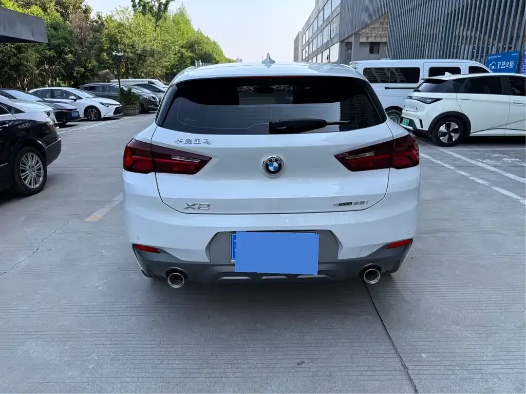 BMW X2 — фото 9