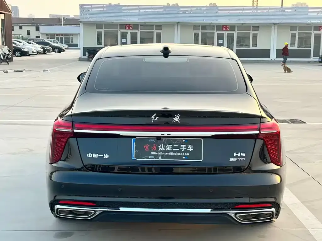 Hongqi H5 — фото 3