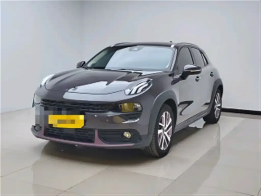 Lynk & Co 02