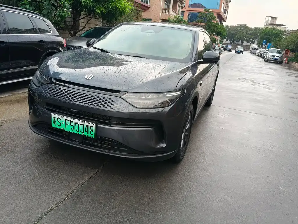 Leapmotor C11