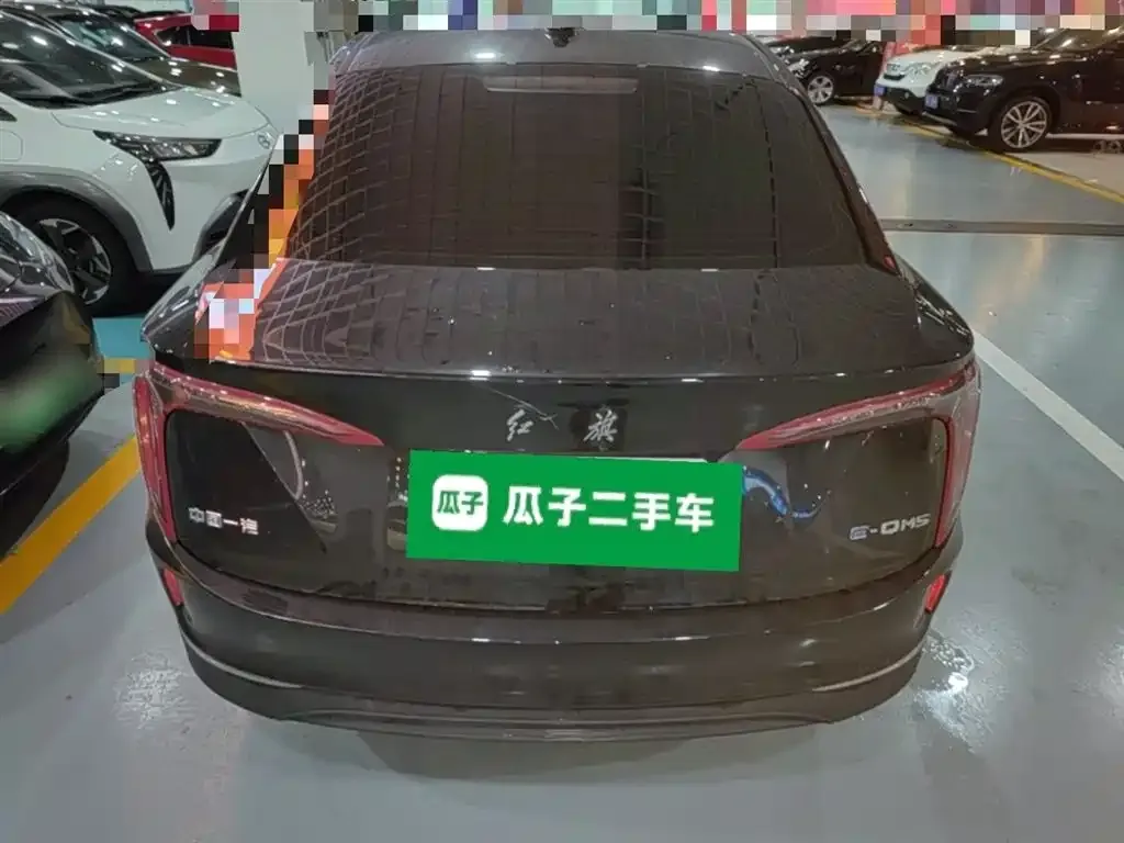 Hongqi E-QM5 — фото 4