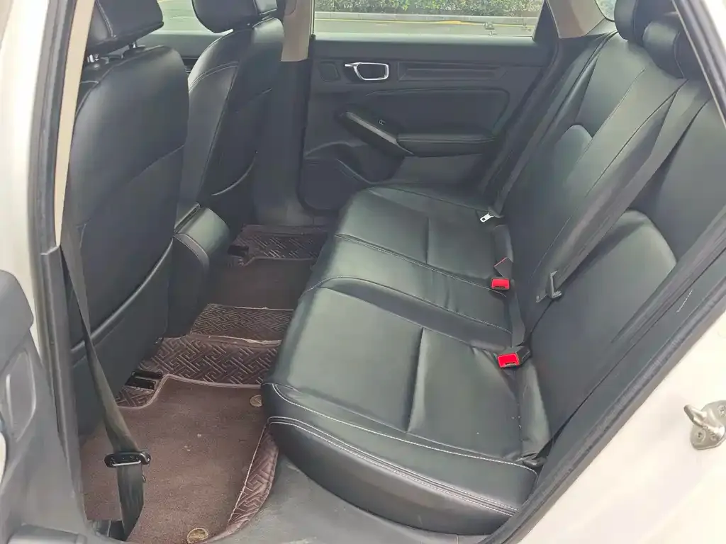 Honda Civic — фото 5