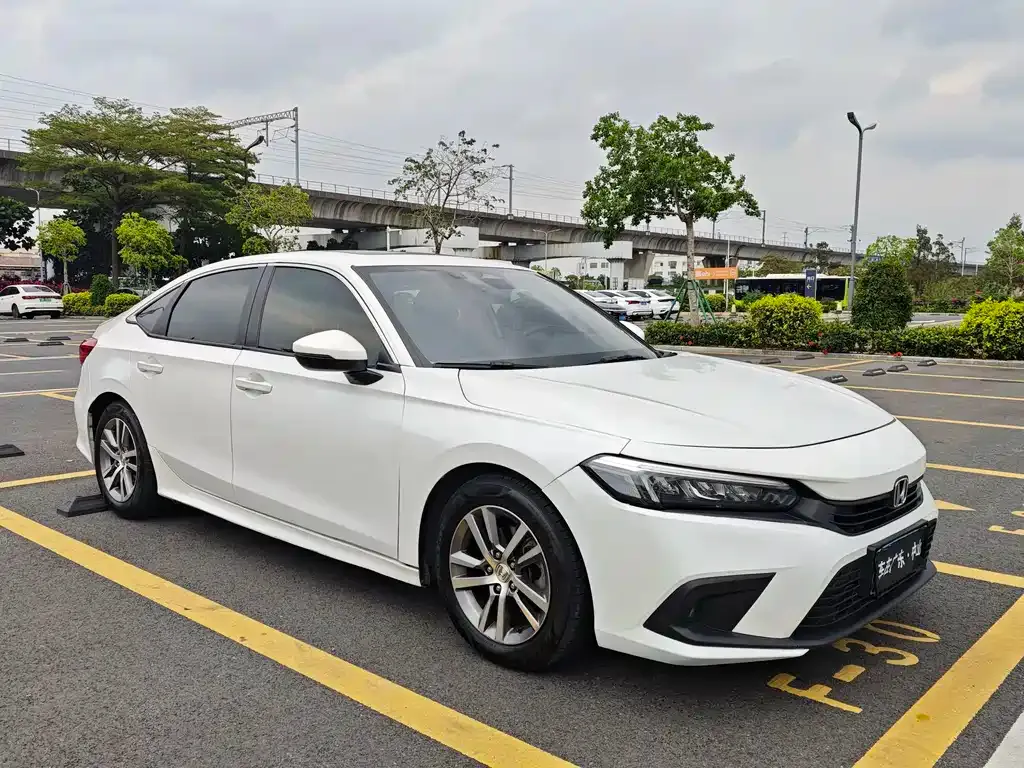 Honda Civic — фото 8