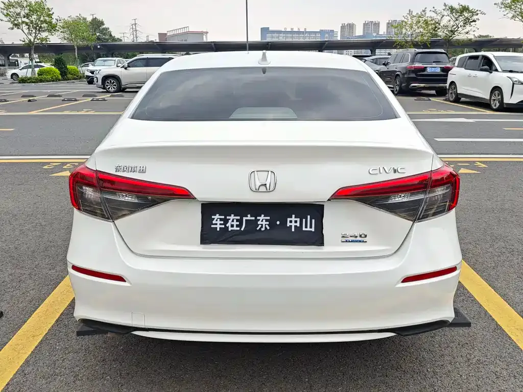 Honda Civic — фото 6