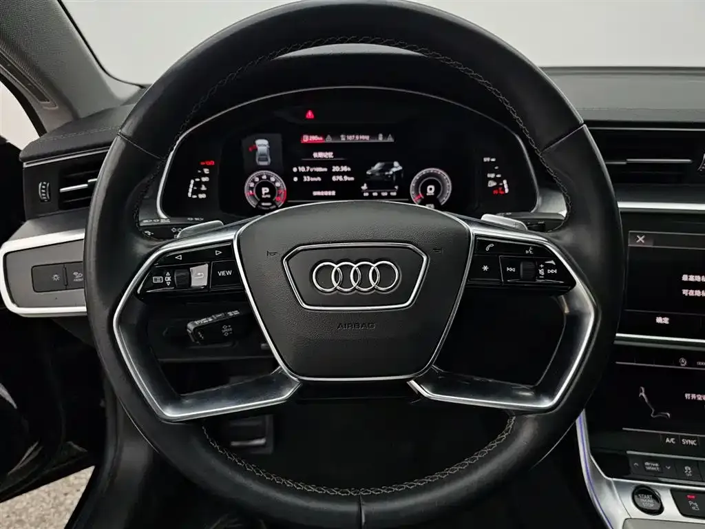 Audi A7L — фото 10