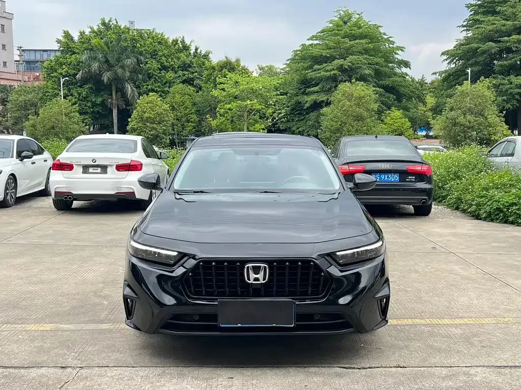 Honda Inspire 2024 из CN, фото 8