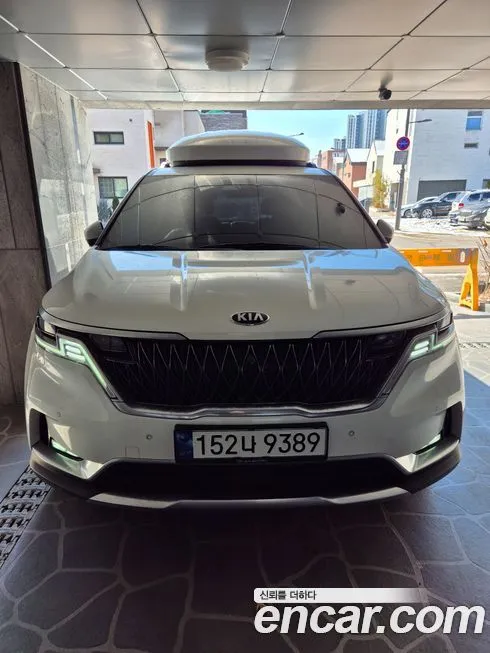 Kia Carnival — фото 1