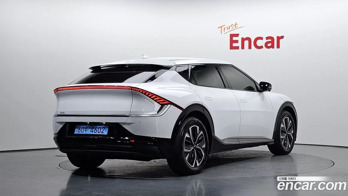 Kia EV6 — фото 9