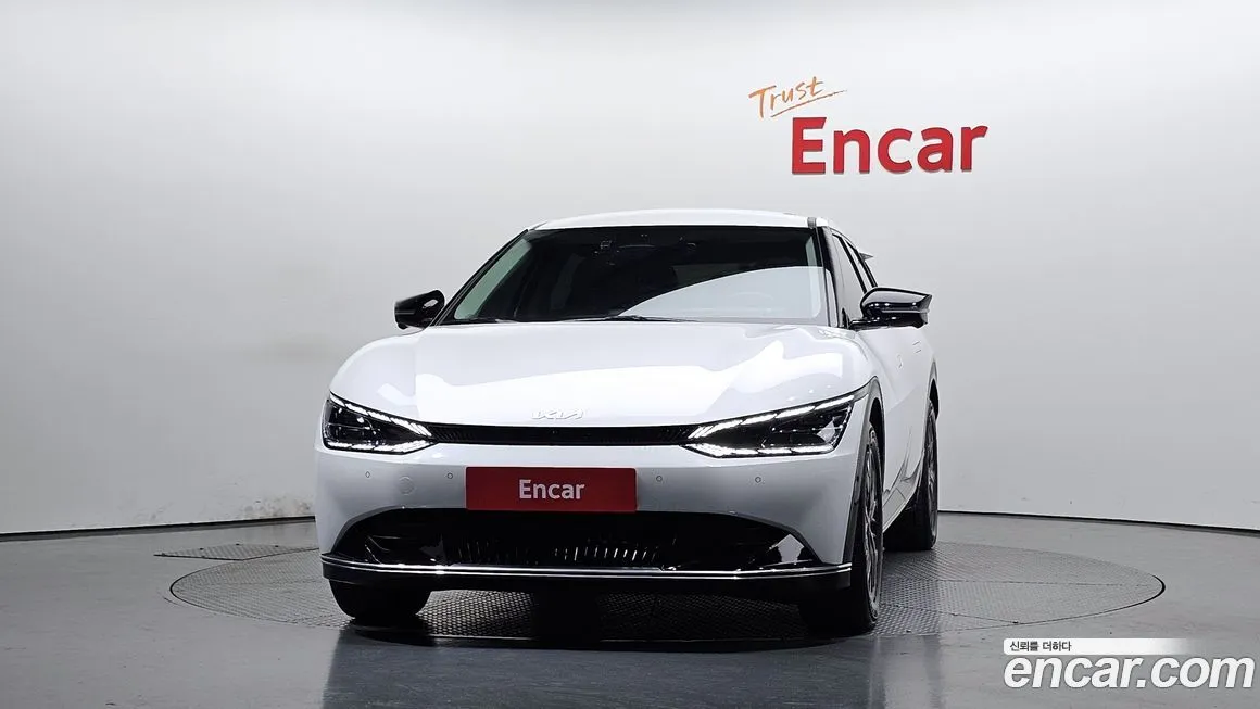 Kia EV6 — фото 6