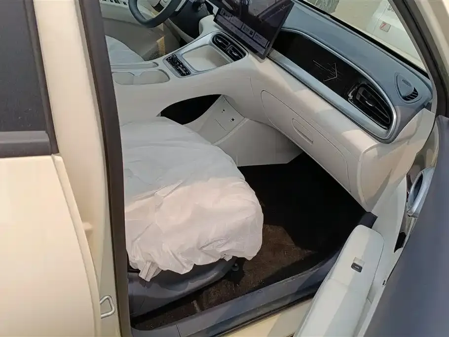 Geely Starburst 2025 из CN, фото 3