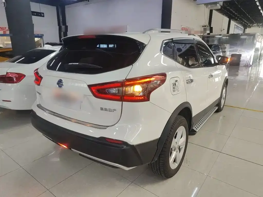 Nissan Qashqai — фото 3