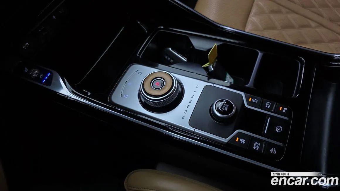 Kia Sorento — фото 9