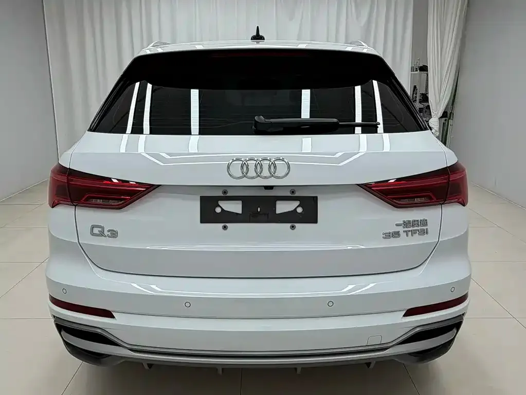 Audi Q3 — фото 5