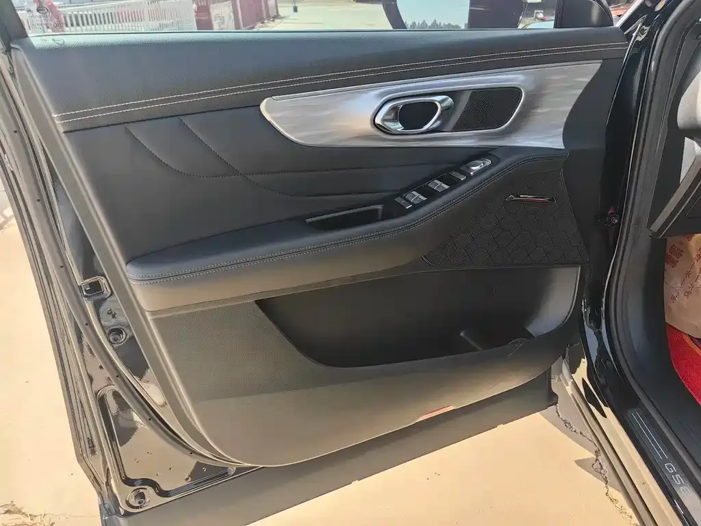 GAC Motor Trumpchi GS8 — фото 6