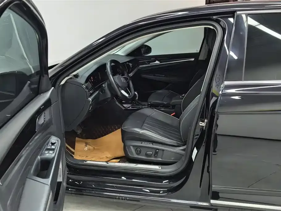 Volkswagen Passat — фото 4