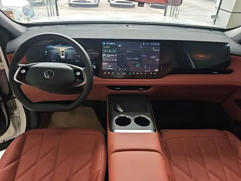 Changan CS75PLUS — фото 3