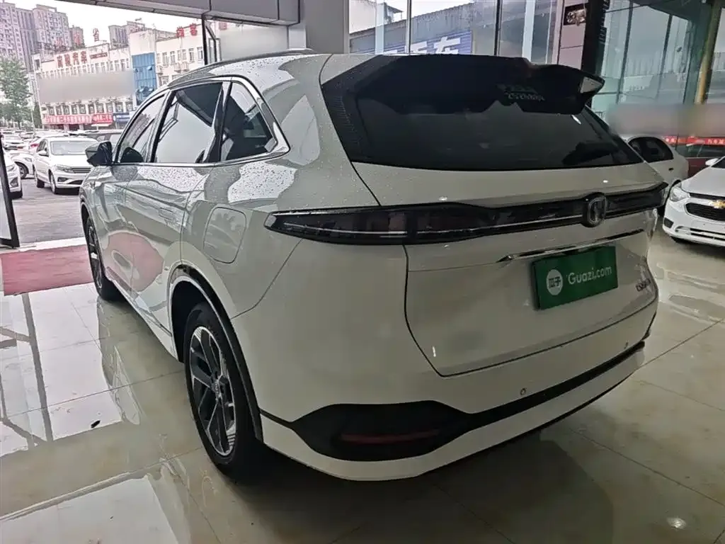 Changan CS75PLUS — фото 6