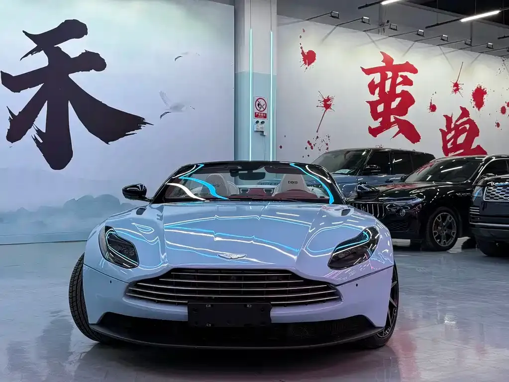 Aston Martin DB11 2021 из CN, фото 4