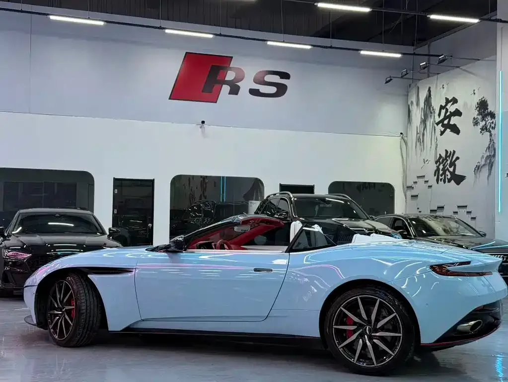 Aston Martin DB11 2021 из CN, фото 9