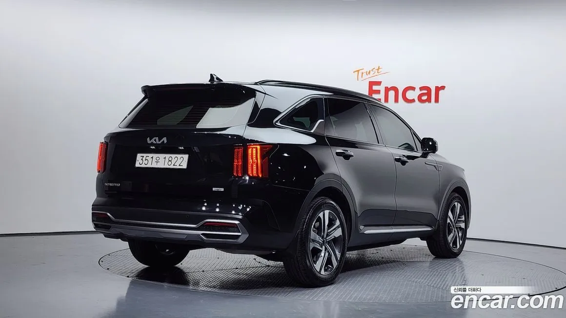 Kia Sorento — фото 4