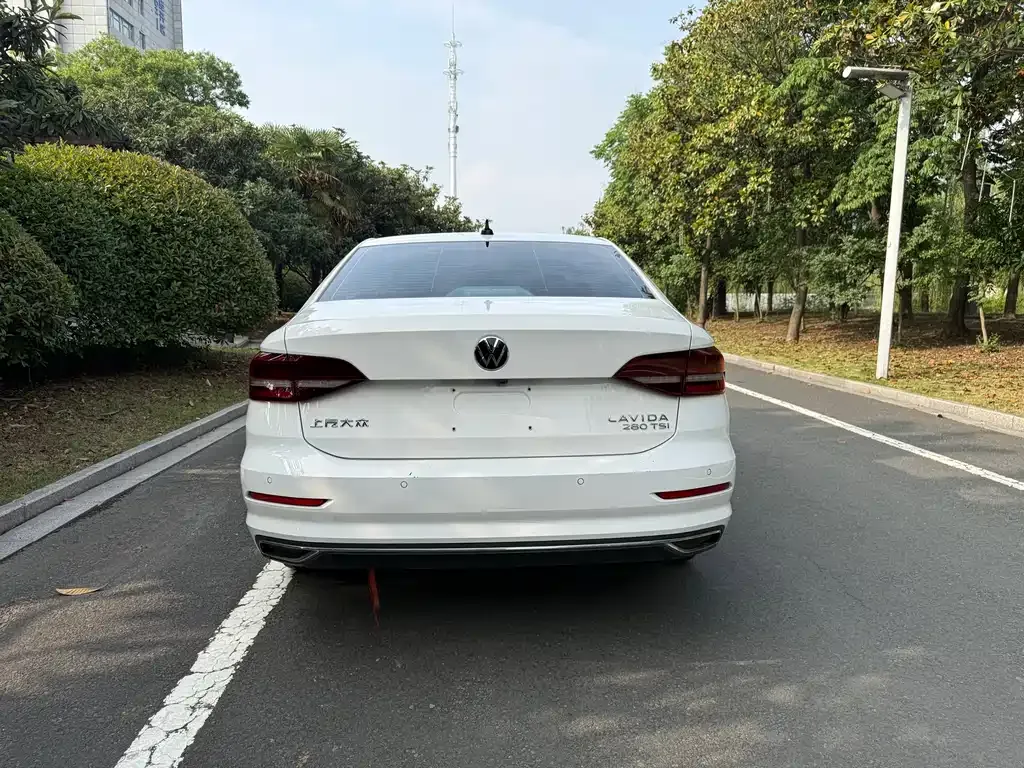 Volkswagen Lavida 2022 из CN, фото 8