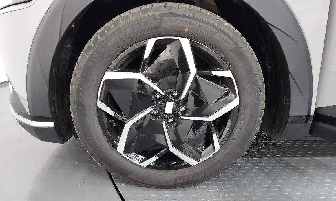 Hyundai Ioniq5 — фото 10