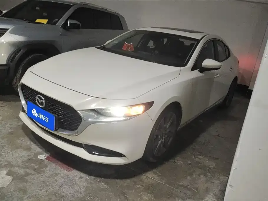 Mazda 3 Axela 2025 из CN, фото 1