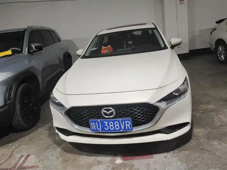 Mazda 3 Axela 2025 из CN, фото 5