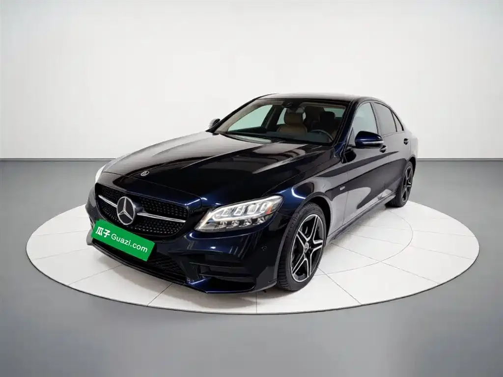 Mercedes-Benz C-Class — фото 1