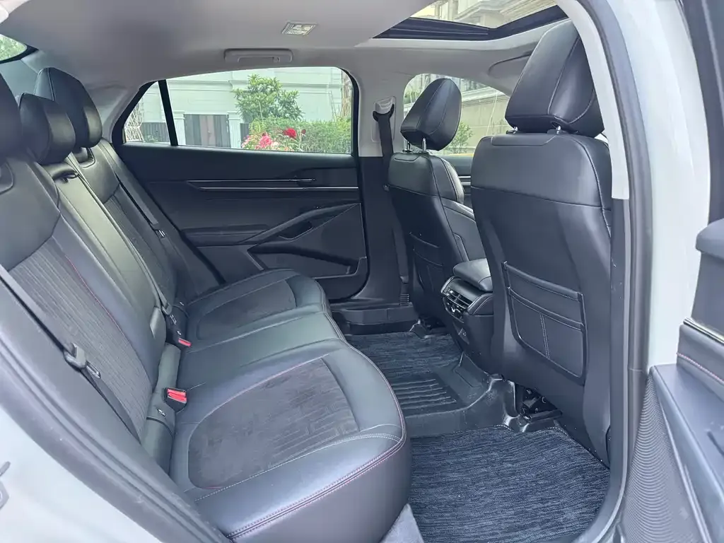 Ford Mondeo 2023 из CN, фото 10