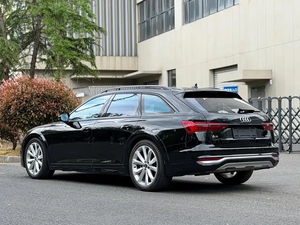 Audi A6 (Import) — фото 3