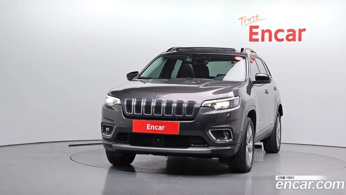 Jeep Cherokee — фото 3