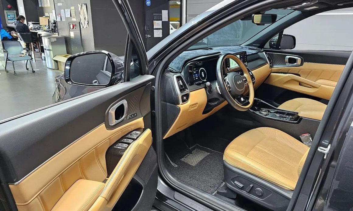 Kia Sorento — фото 10