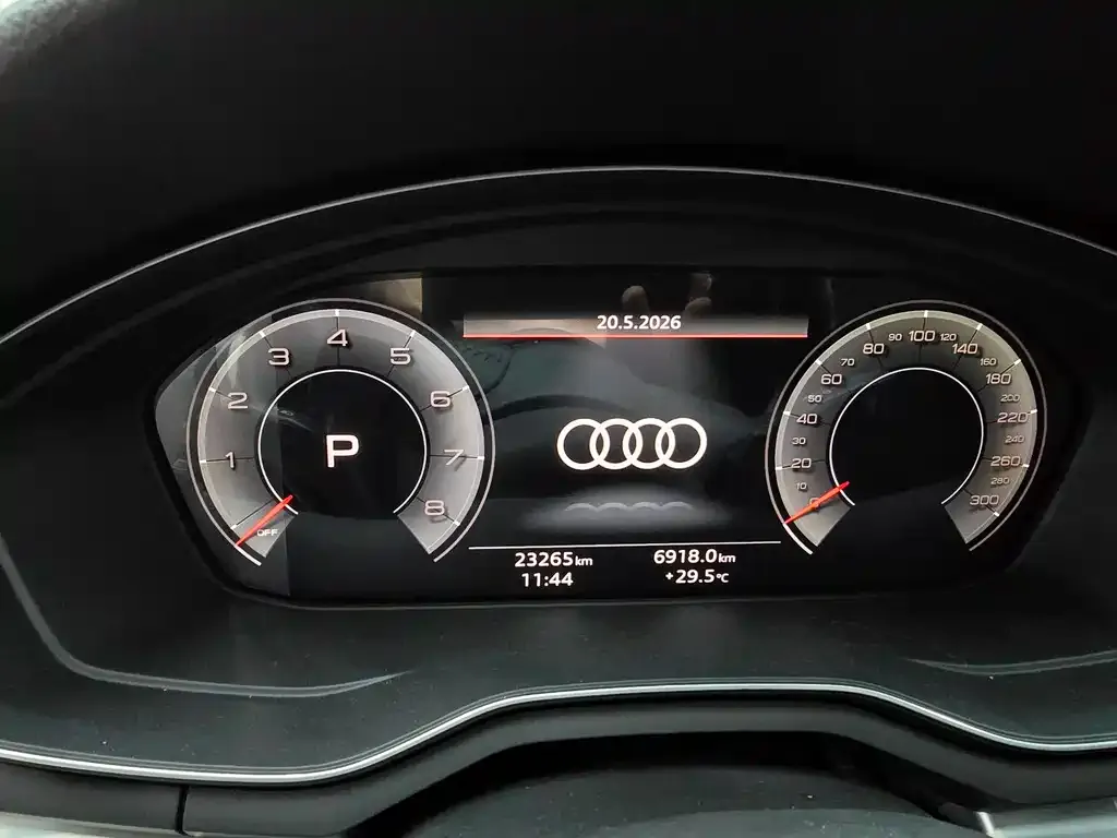 Audi A4L — фото 2
