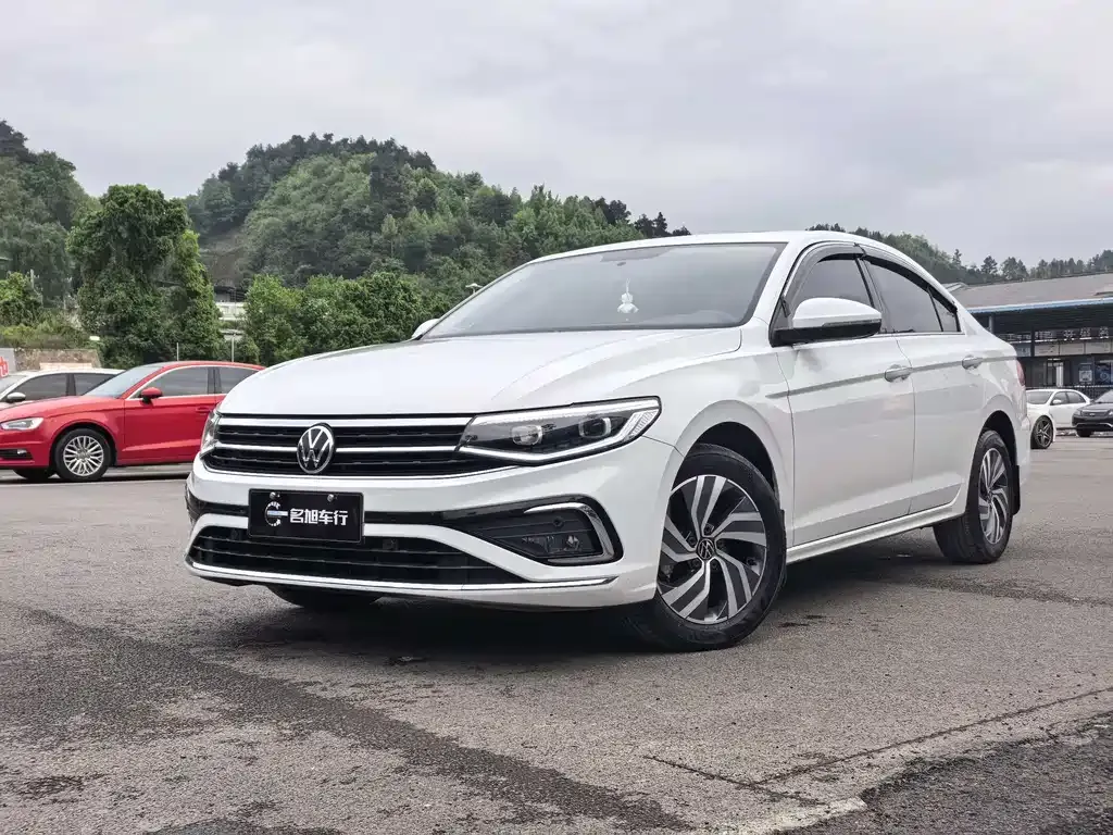 Volkswagen Bora 2023 из CN, фото 8
