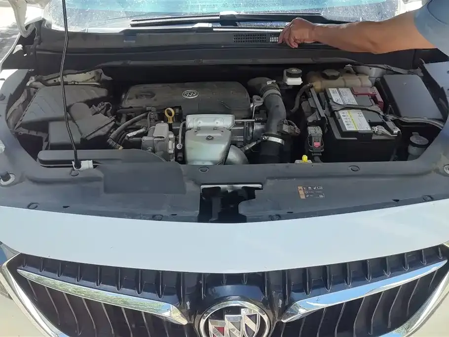 Buick GL6 2023 из CN, фото 9