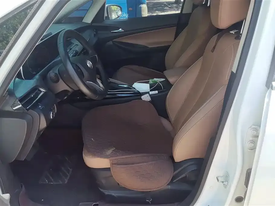 Buick GL6 2023 из CN, фото 6