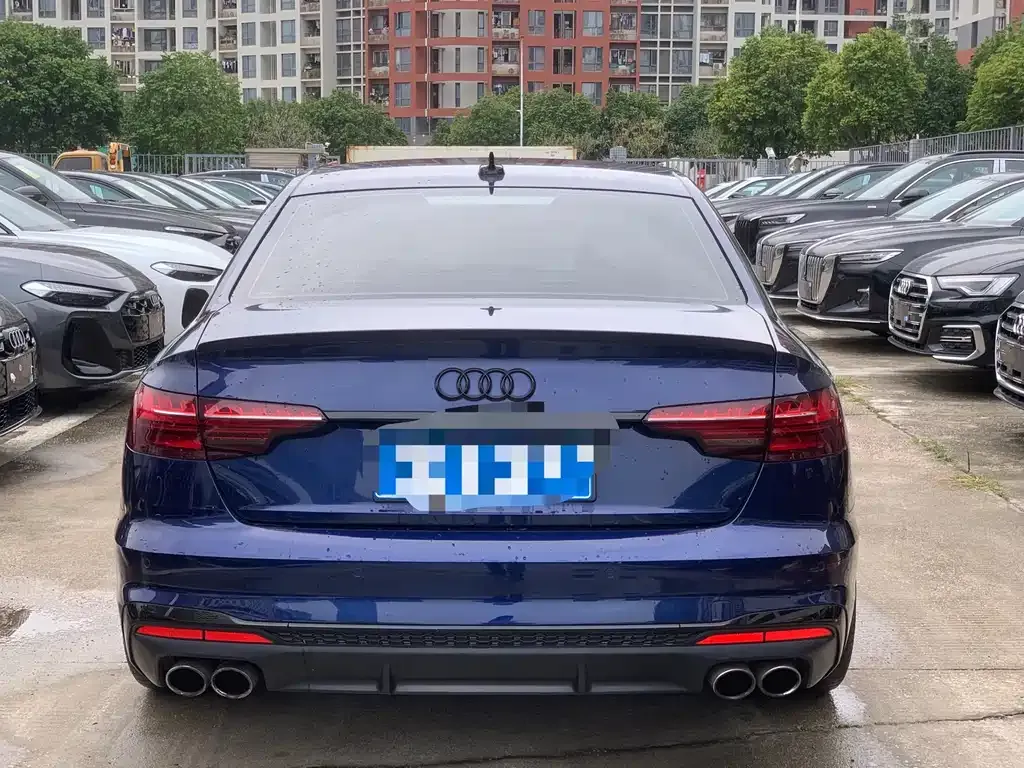 Audi S4 2023 из CN, фото 7