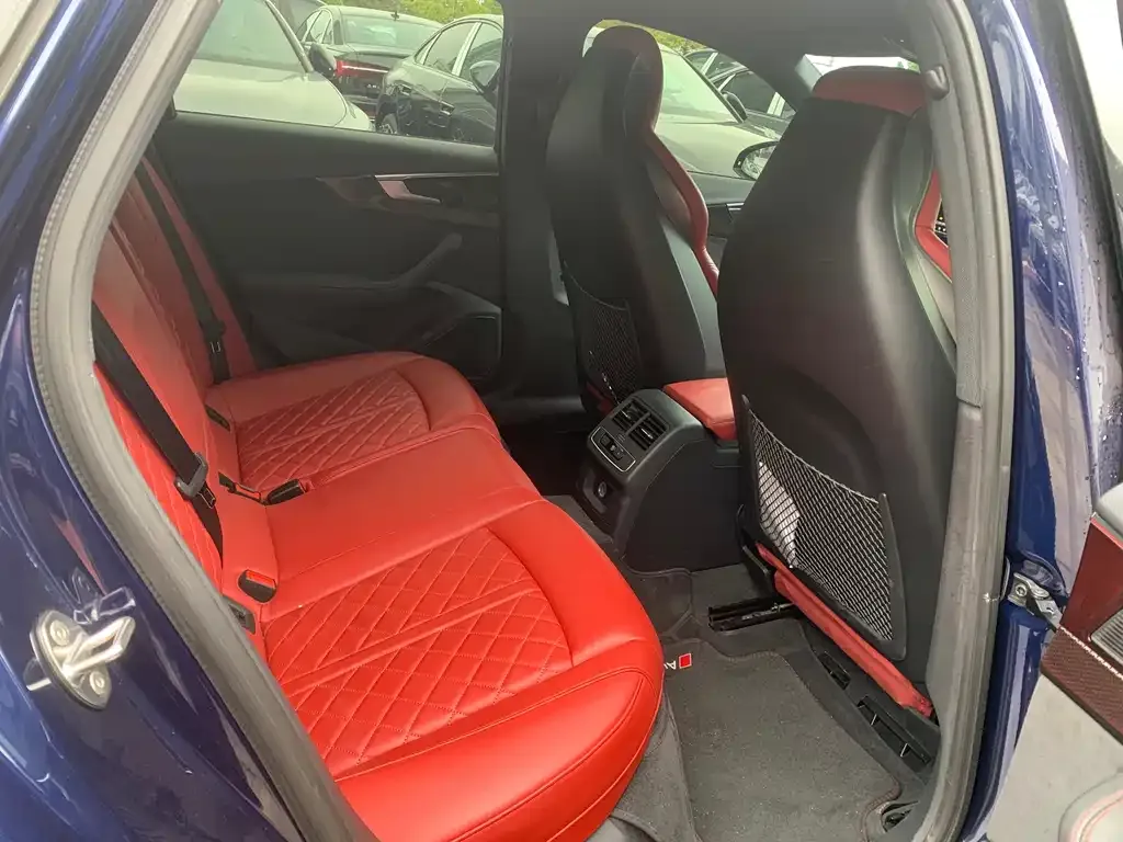 Audi S4 2023 из CN, фото 10