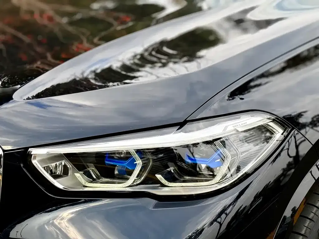 BMW X5 — фото 7
