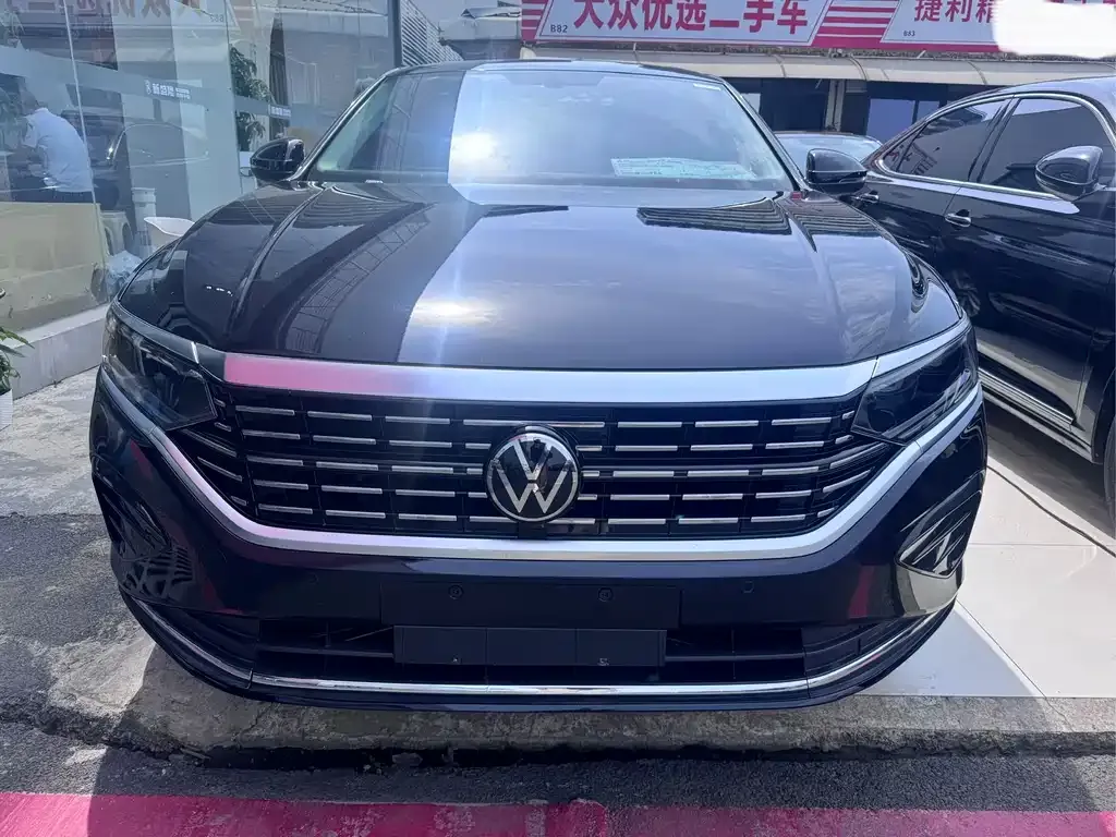 Volkswagen Passat — фото 2