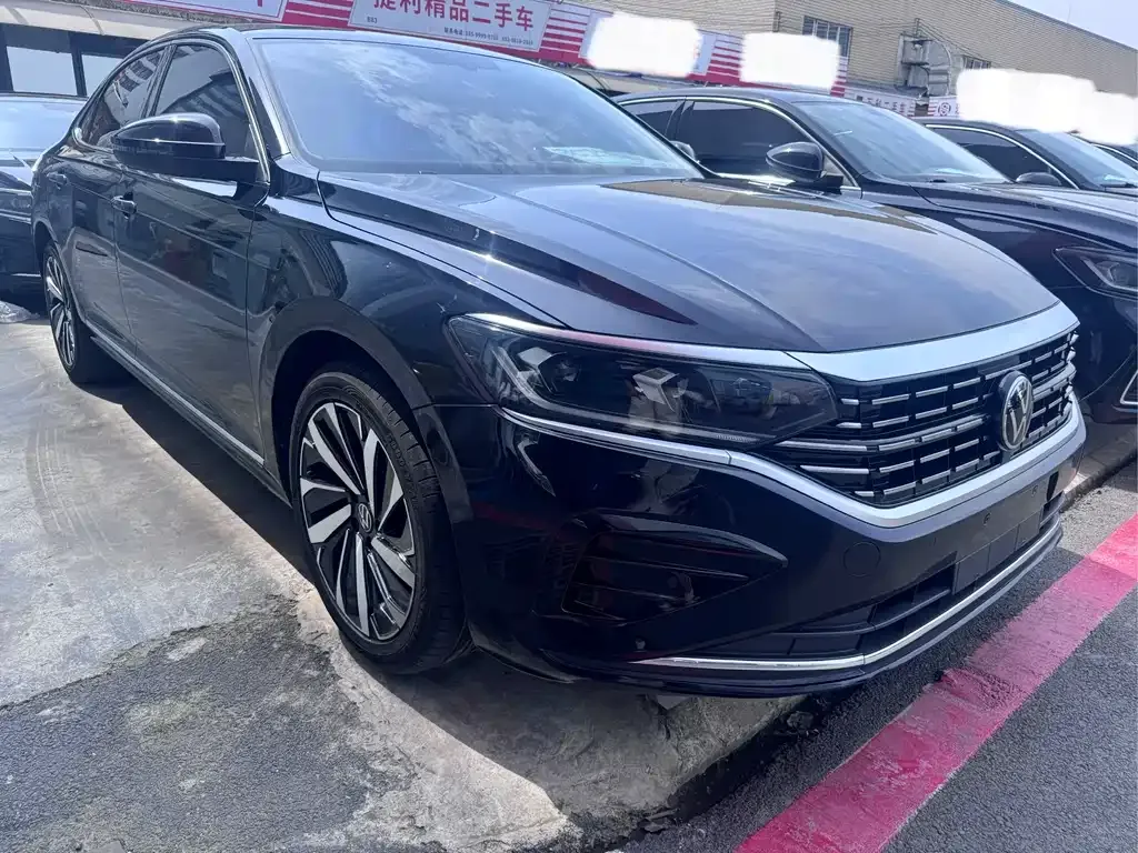 Volkswagen Passat — фото 8