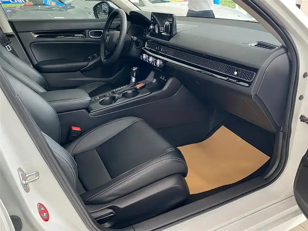 Honda Civic — фото 6