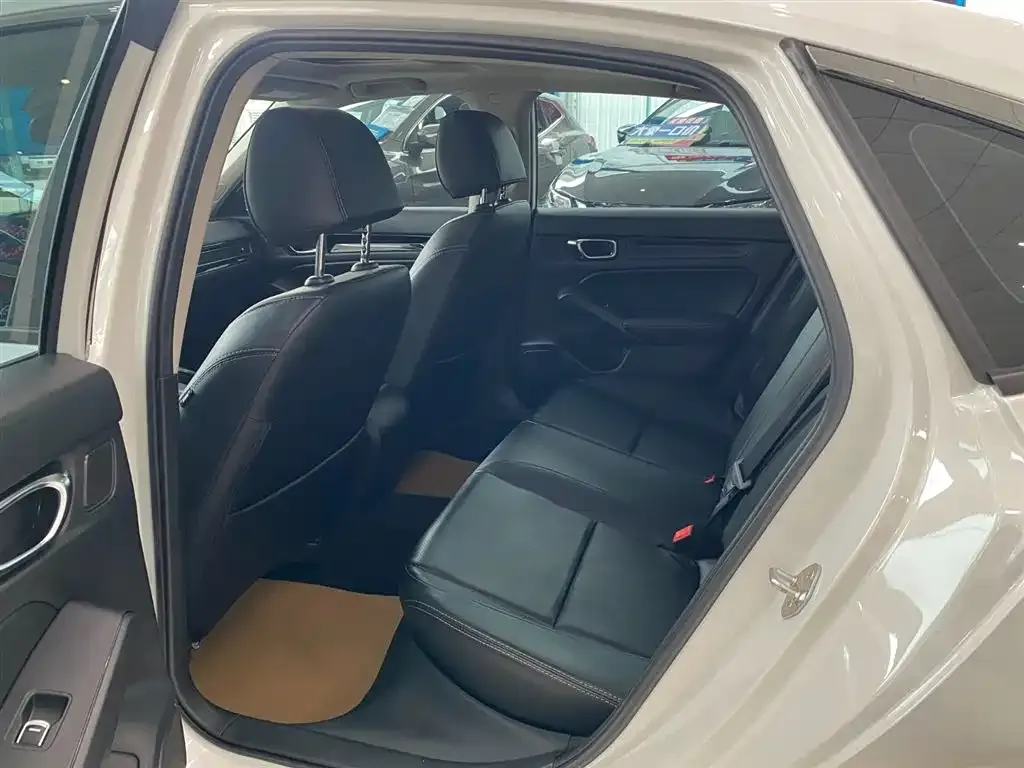 Honda Civic — фото 9