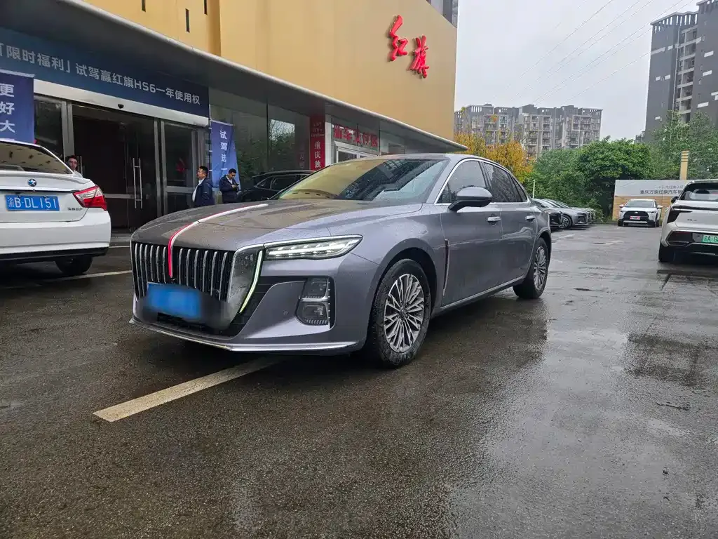 Hongqi H5 — фото 1