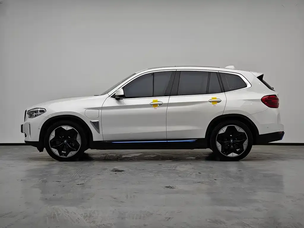 BMW iX3 2021 из CN, фото 2