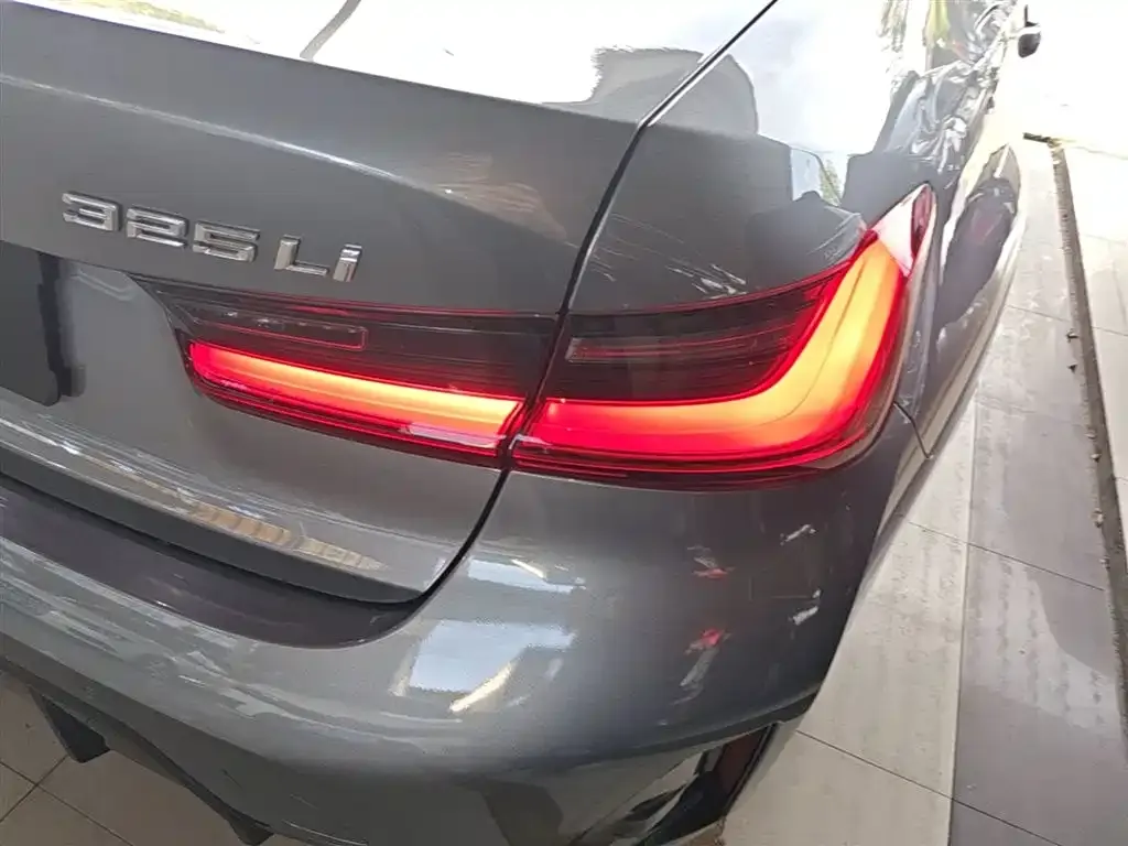 BMW 3 Series — фото 10